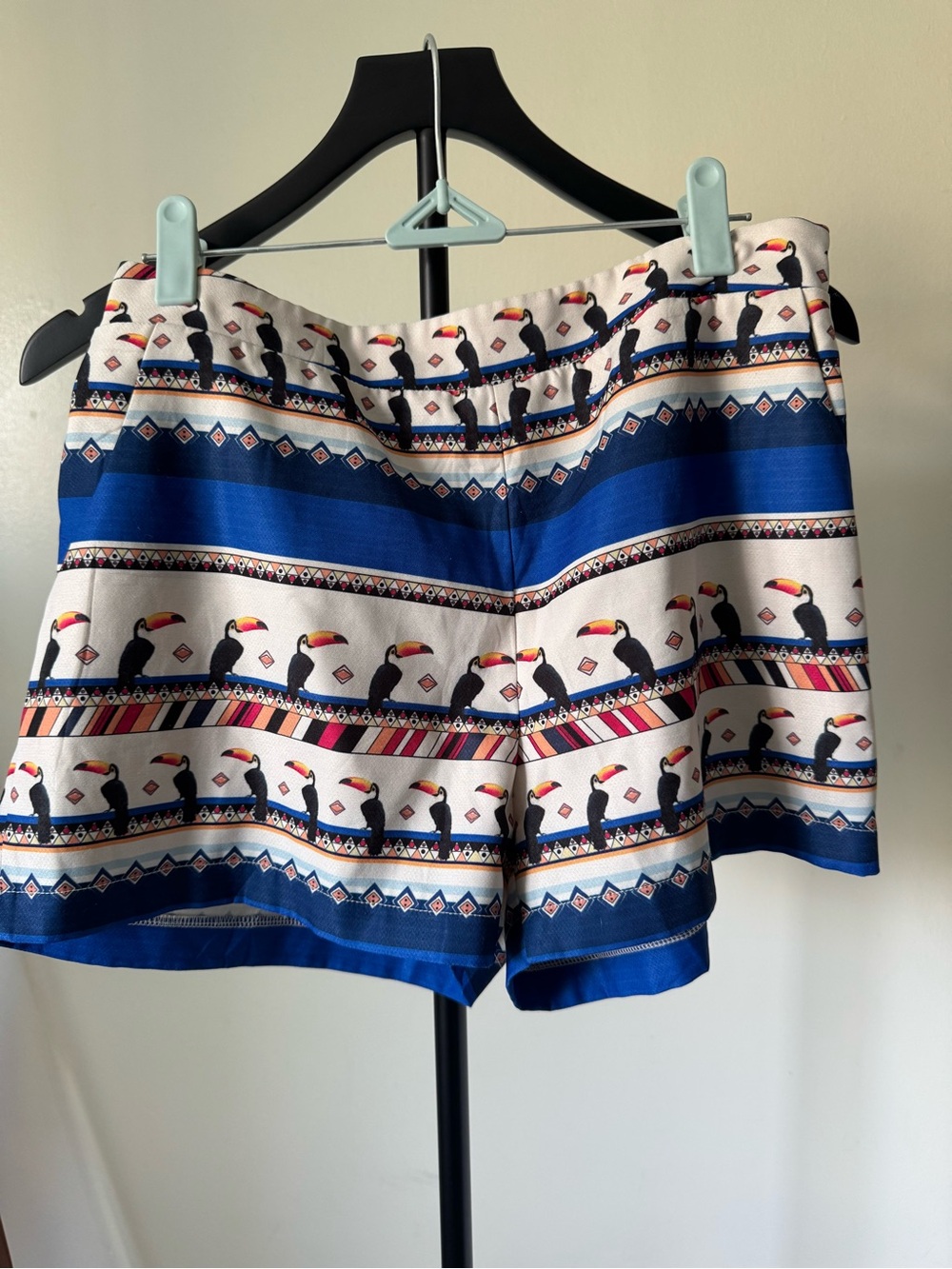 Women’s Blue & White Patterned Toucan Print Shorts